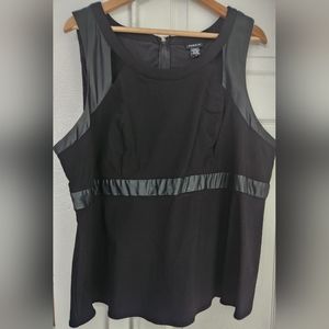 Torrid black top